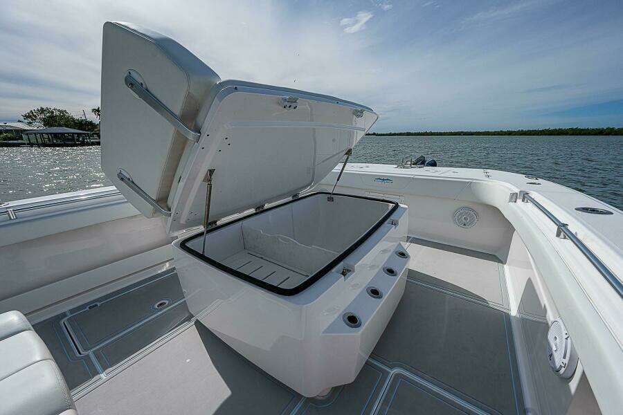 37ft Invincible Yacht For Sale