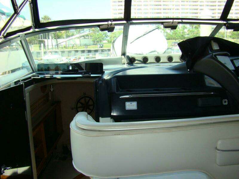 SNRI 48ft Sea Ray Yacht For Sale