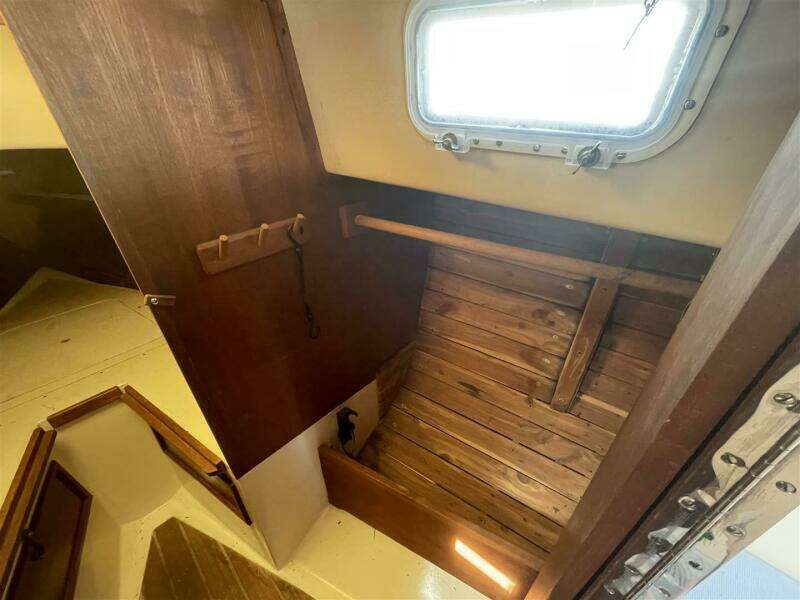Opus 29ft Vineyard Vixen Yacht For Sale