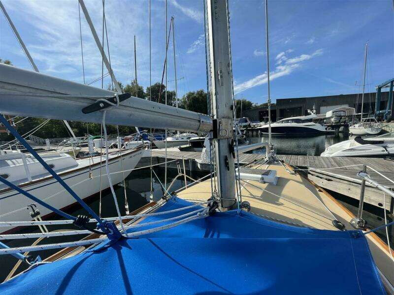 Opus 29ft Vineyard Vixen Yacht For Sale