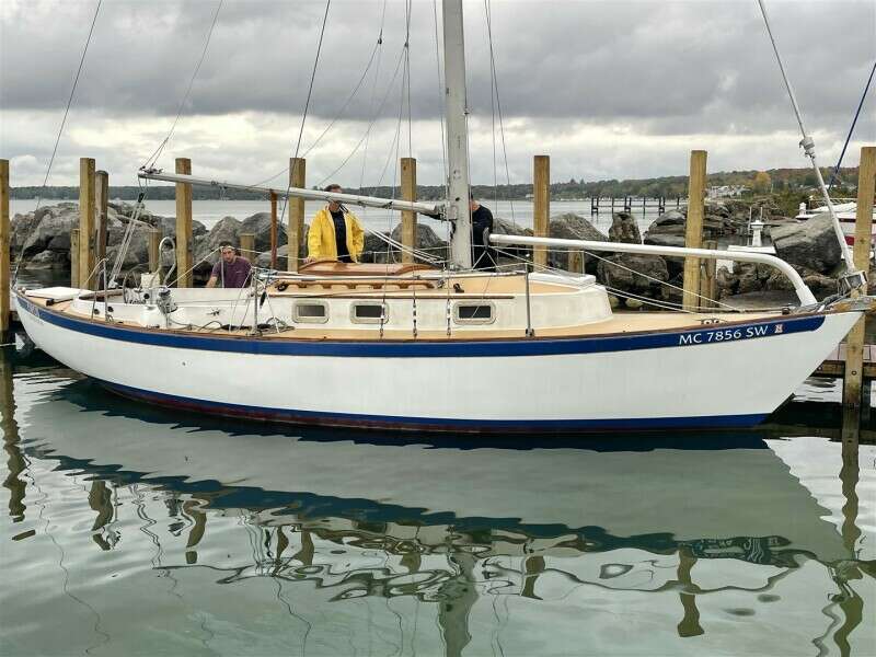 Opus 29ft Vineyard Vixen Yacht For Sale
