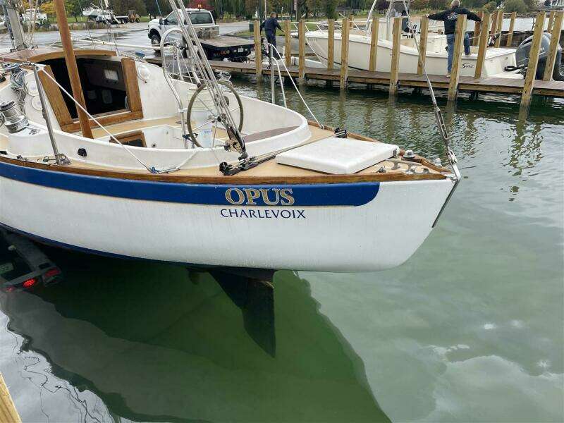 Opus 29ft Vineyard Vixen Yacht For Sale