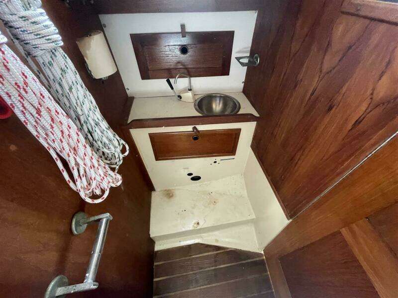 Opus 29ft Vineyard Vixen Yacht For Sale