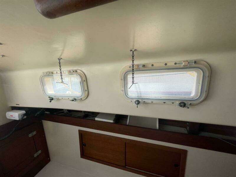 Opus 29ft Vineyard Vixen Yacht For Sale