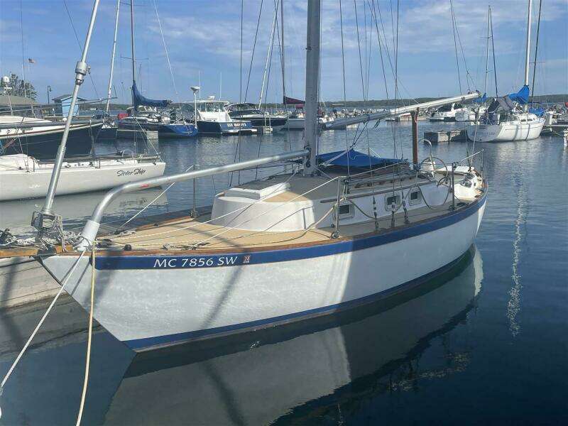 Opus 29ft Vineyard Vixen Yacht For Sale