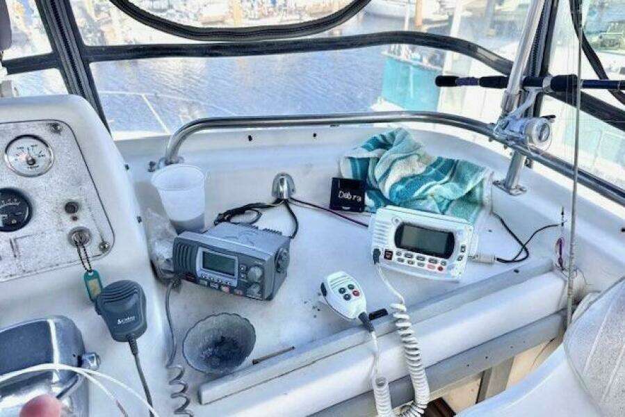 Precious Cargo 40ft Silverton Yacht For Sale