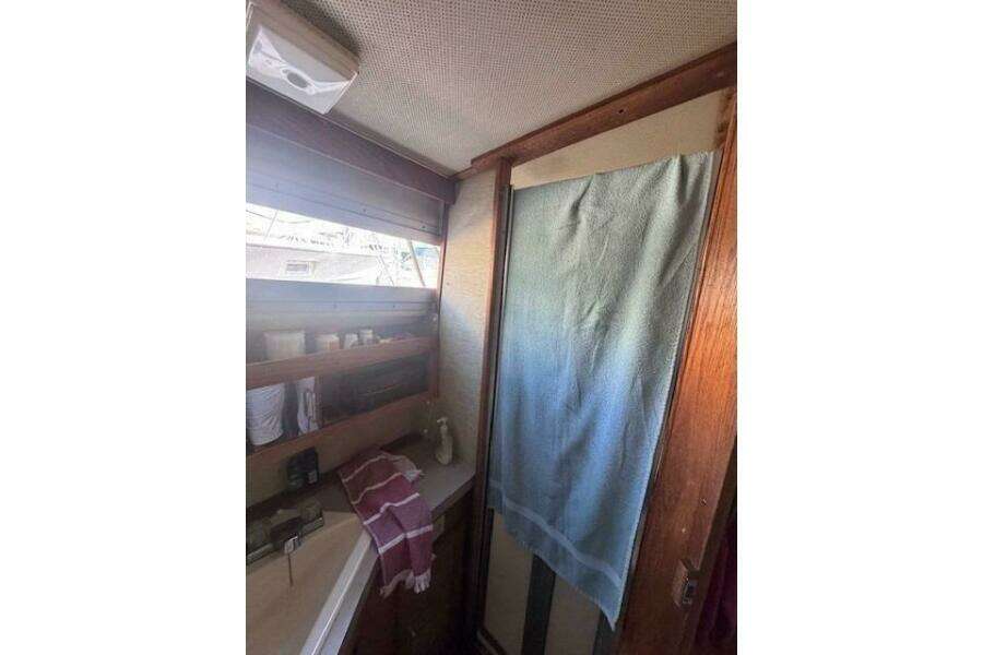 Precious Cargo 40ft Silverton Yacht For Sale