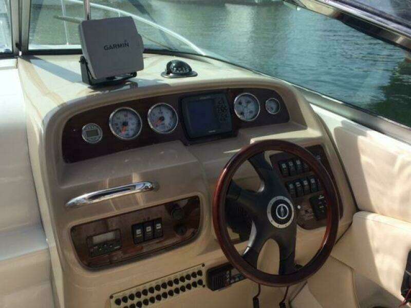 27ft Chaparral Yacht For Sale