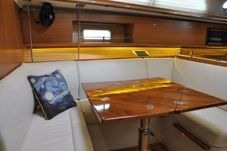 Starry Night 35ft Catalina Yacht For Sale