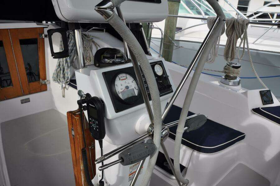 Starry Night 35ft Catalina Yacht For Sale