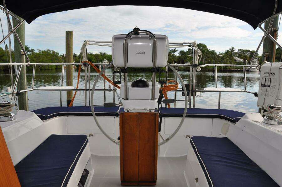 Starry Night 35ft Catalina Yacht For Sale