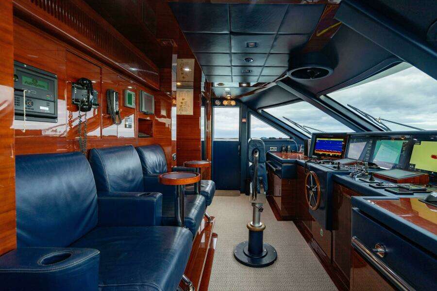 ALLORA 121ft Benetti Yacht For Sale