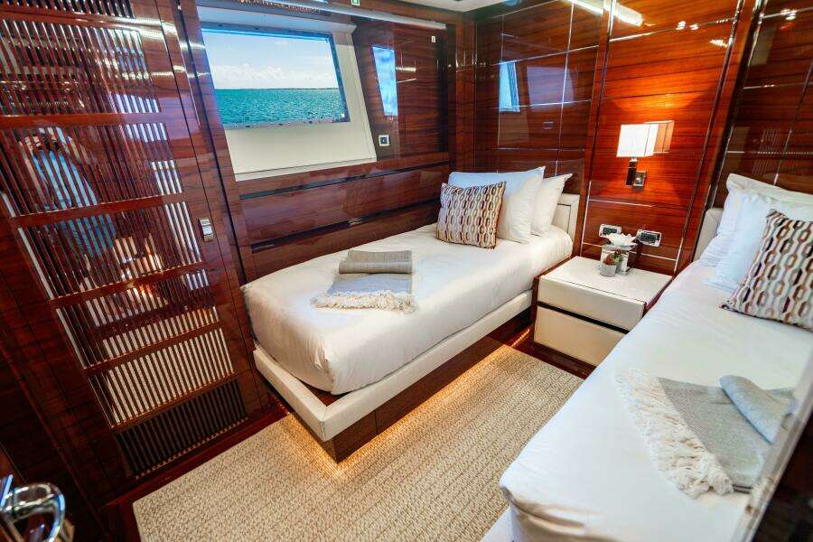 ALLORA 121ft Benetti Yacht For Sale