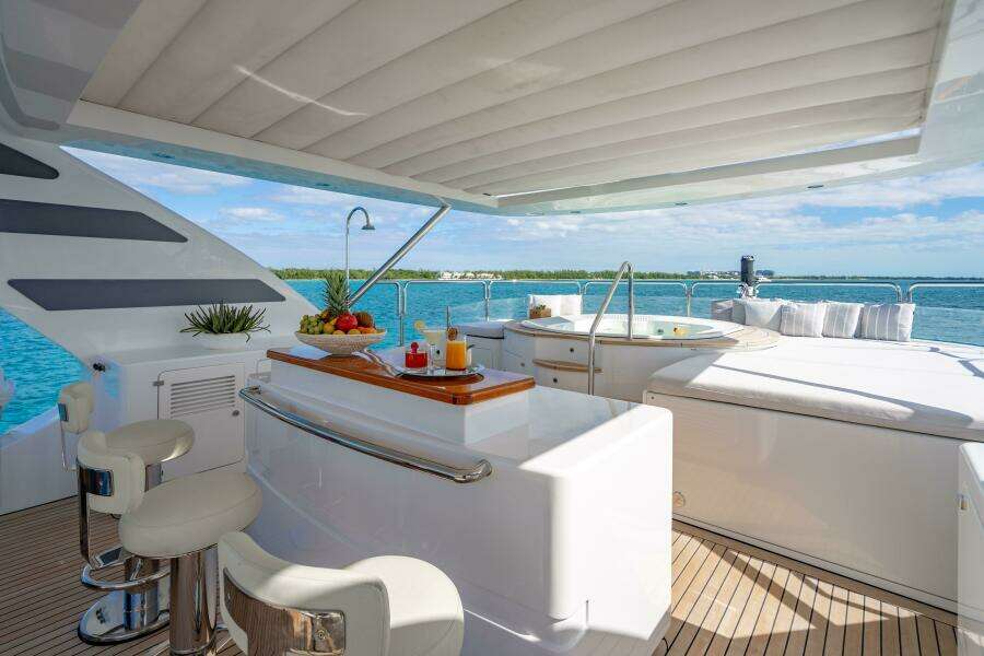 ALLORA 121ft Benetti Yacht For Sale