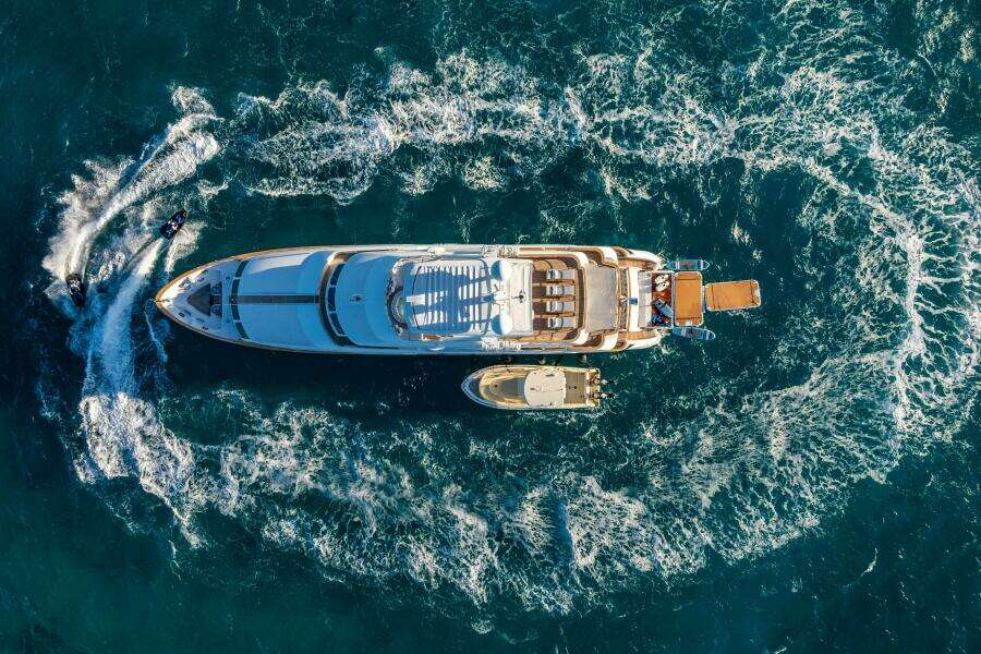 ALLORA 121ft Benetti Yacht For Sale