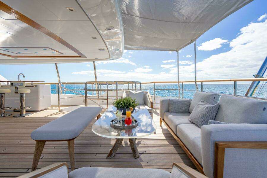 ALLORA 121ft Benetti Yacht For Sale