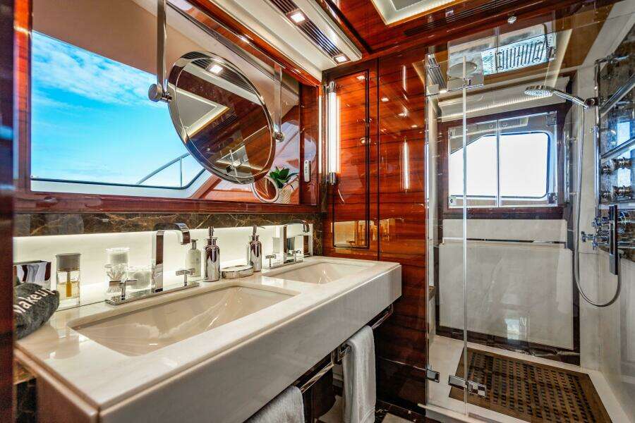 ALLORA 121ft Benetti Yacht For Sale