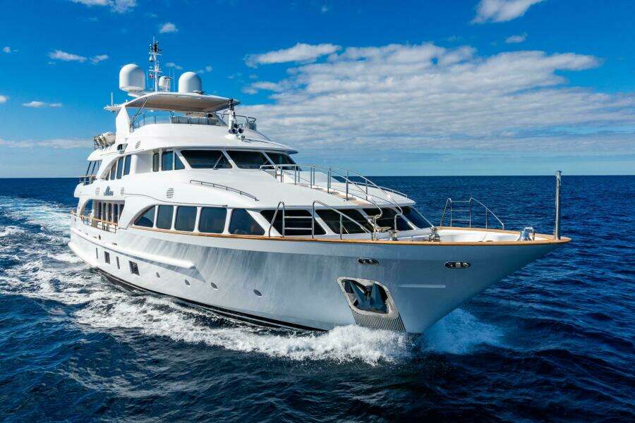 ALLORA 121ft Benetti Yacht For Sale