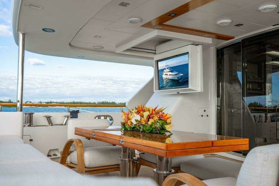ALLORA 121ft Benetti Yacht For Sale