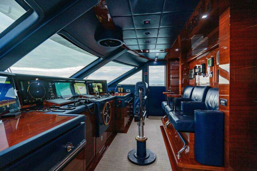 ALLORA 121ft Benetti Yacht For Sale