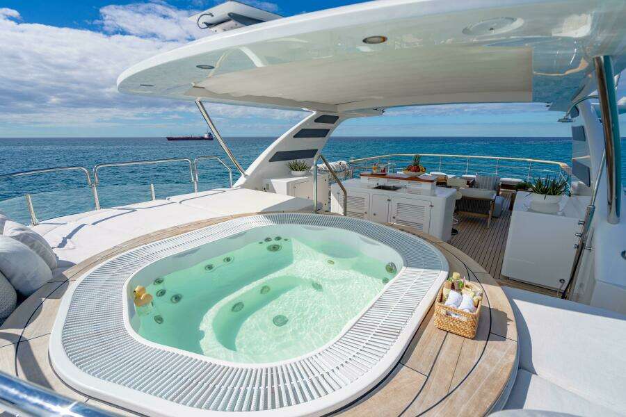 ALLORA 121ft Benetti Yacht For Sale