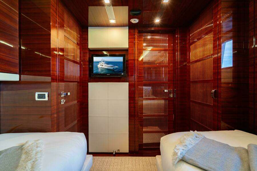 ALLORA 121ft Benetti Yacht For Sale
