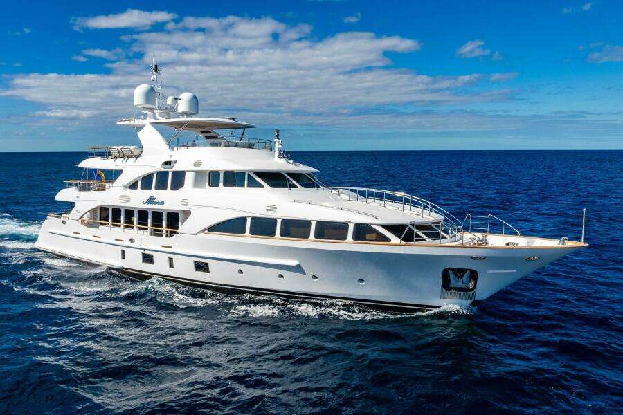 ALLORA 121ft Benetti Yacht For Sale