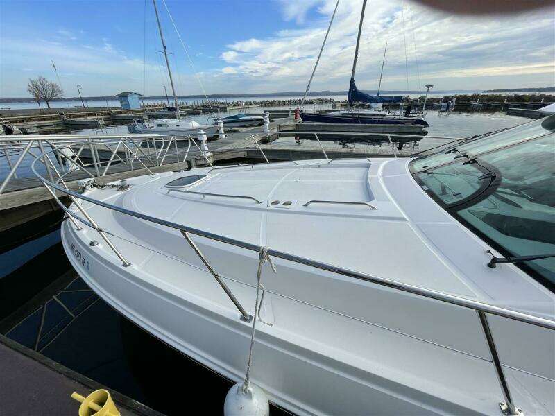 Lightning Stike 43ft Sea Ray Yacht For Sale