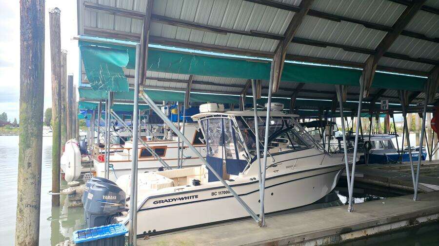 30ft Grady White Yacht For Sale