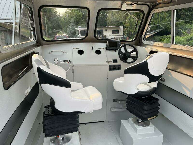 21ft Custom Yacht For Sale
