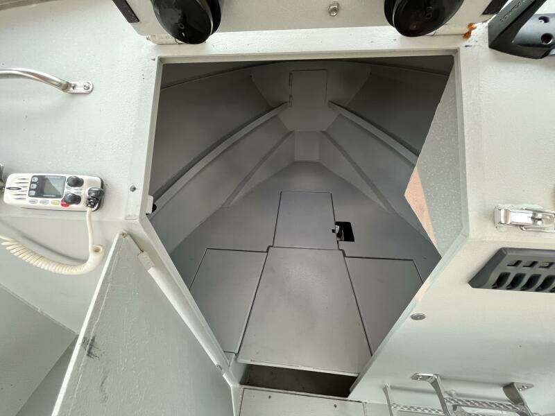 21ft Custom Yacht For Sale