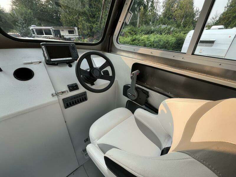 21ft Custom Yacht For Sale