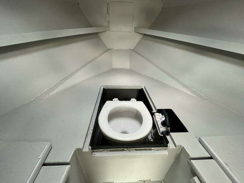 21ft Custom Yacht For Sale
