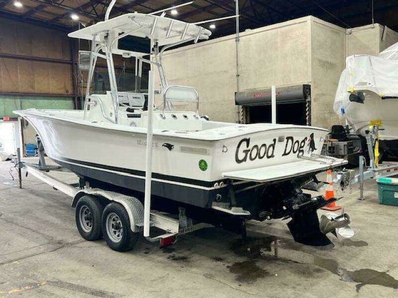 24ft Silverhawk Yacht For Sale
