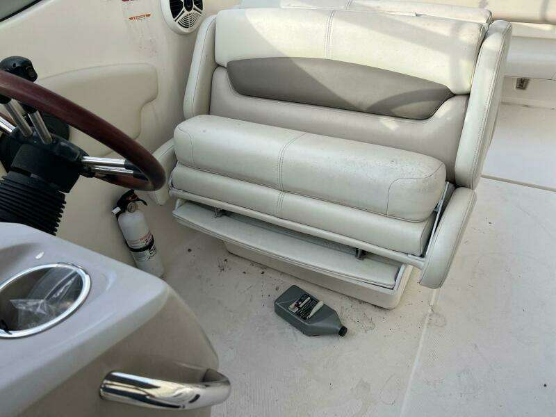 25ft Chaparral Yacht For Sale