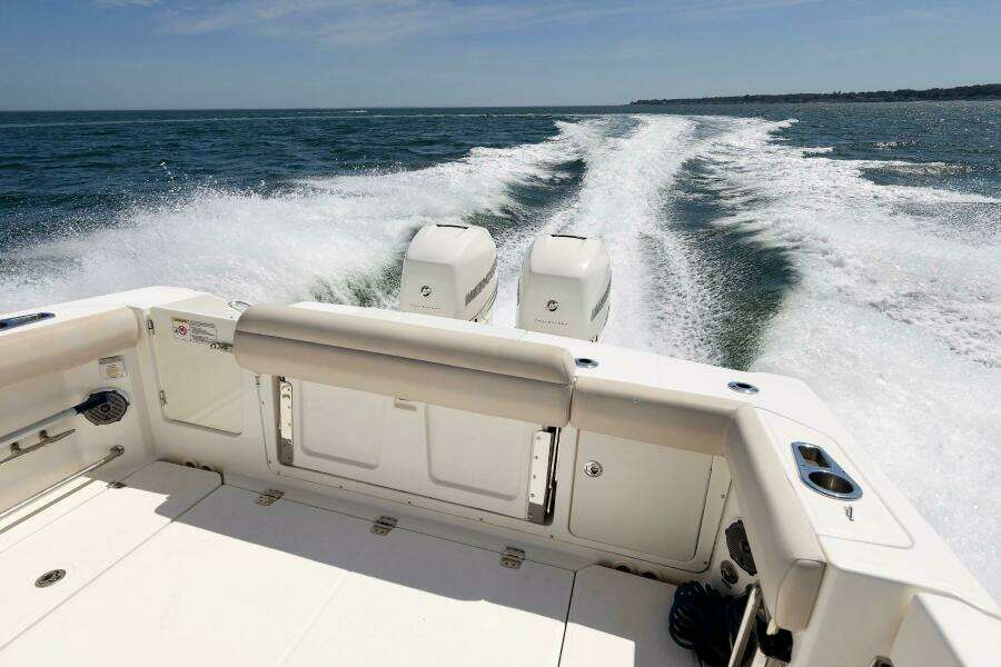 Murphy s Law 33ft Boston Whaler Yacht For Sale