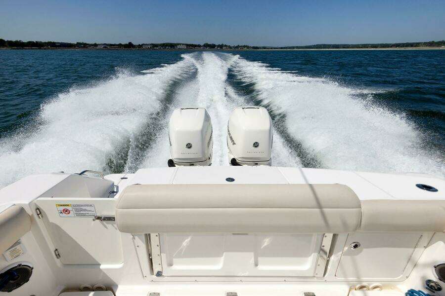 Murphy s Law 33ft Boston Whaler Yacht For Sale