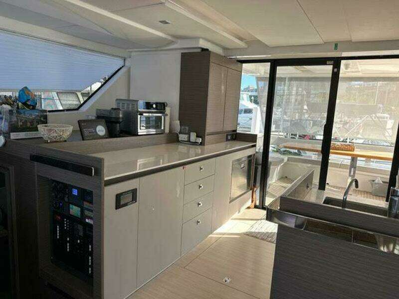 WANDER TWINS 46ft Leopard Yacht For Sale