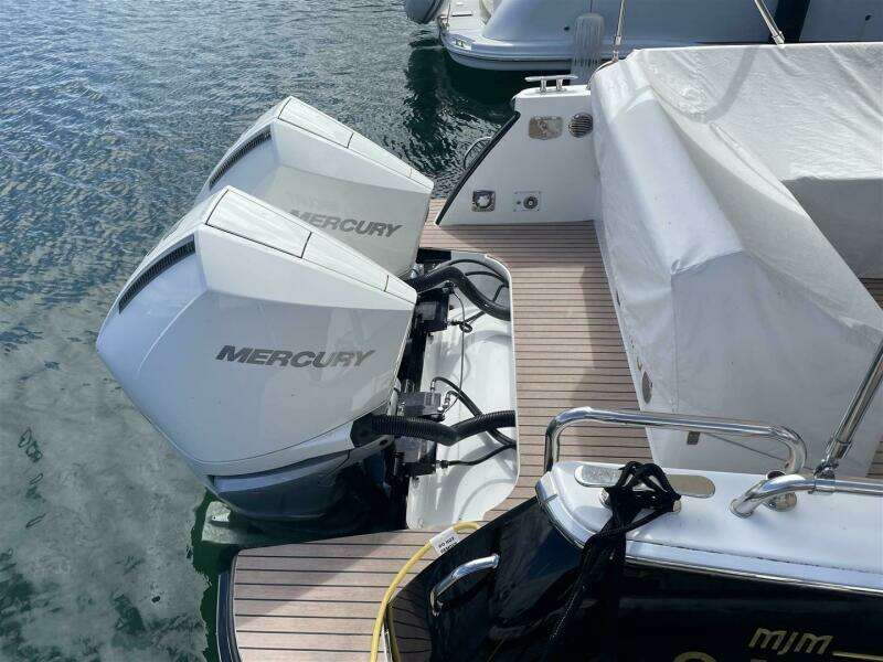 O M G 38ft MJM Yacht For Sale