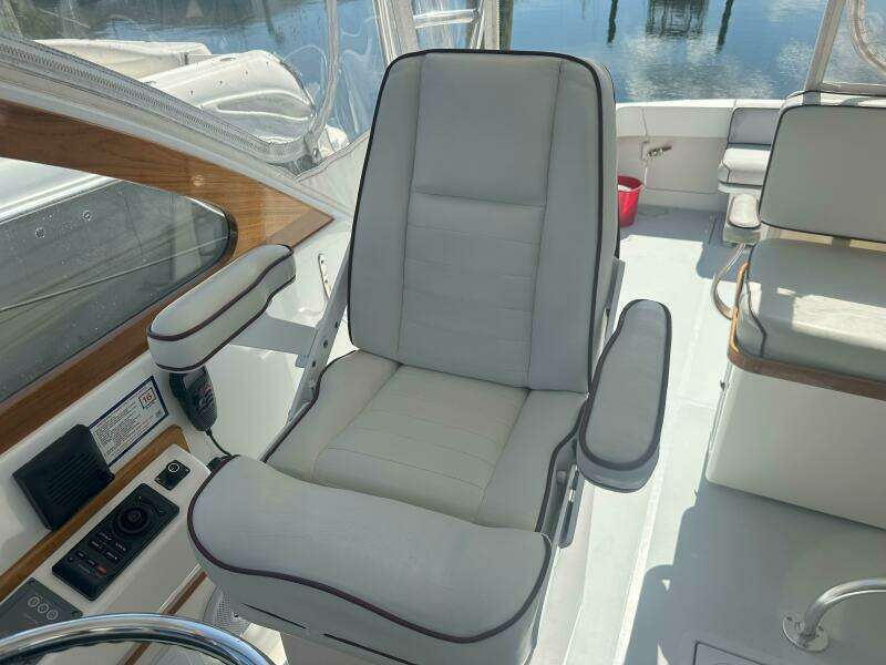 AT LAST 10 30ft Fortier Yacht For Sale