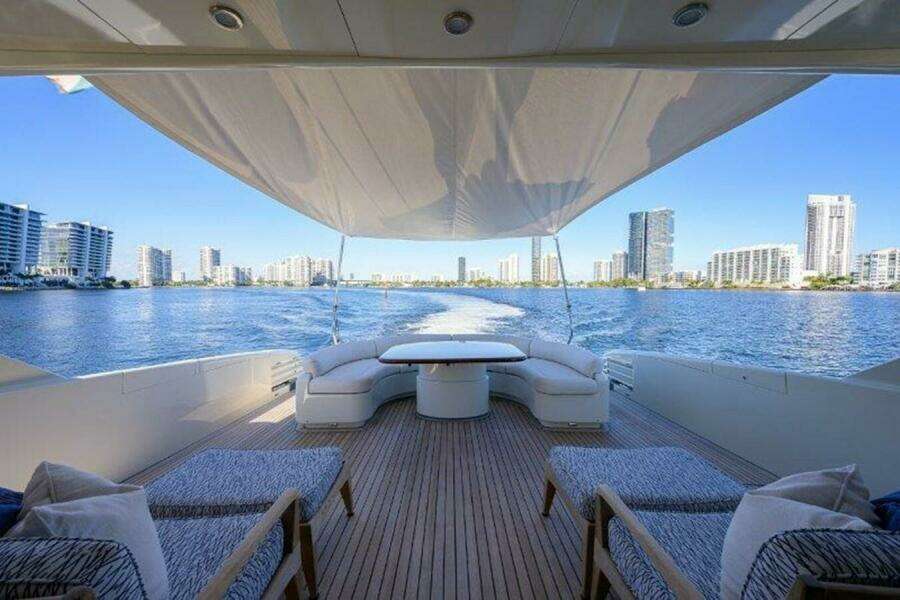 VIRGINIA SEA 84ft McMullen  amp  Wing Yacht For Sale