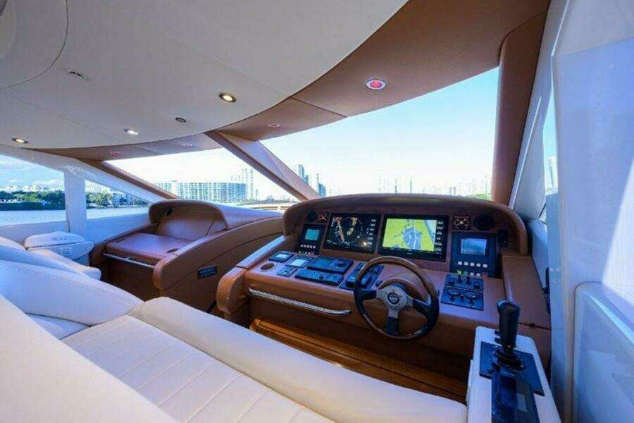 VIRGINIA SEA 84ft McMullen  amp  Wing Yacht For Sale