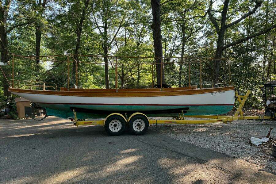 ANNIE 30ft Elco Yacht For Sale