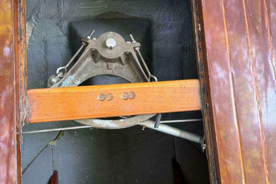 ANNIE 30ft Elco Yacht For Sale