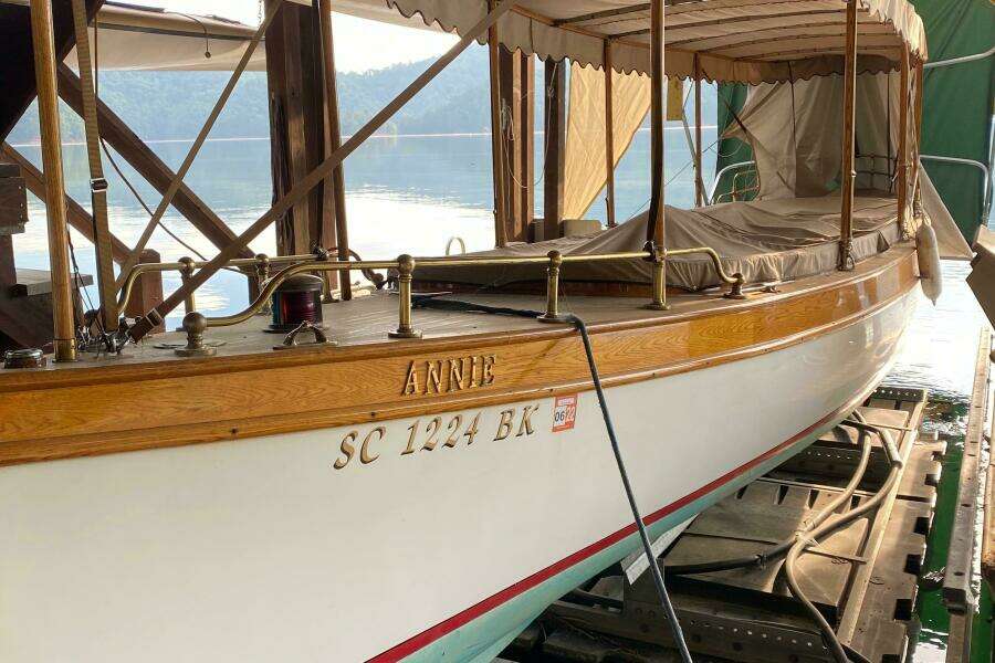 ANNIE 30ft Elco Yacht For Sale