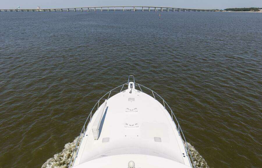 2007 64 Viking Enclosed Bridge Reel Blues Tower View