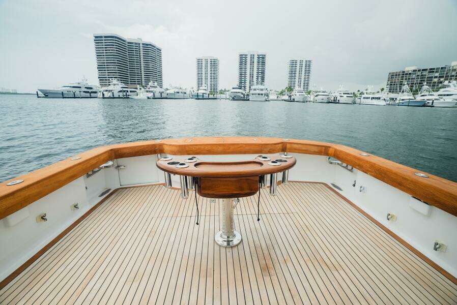 ATTITUDES 42ft Custom Carolina Yacht For Sale
