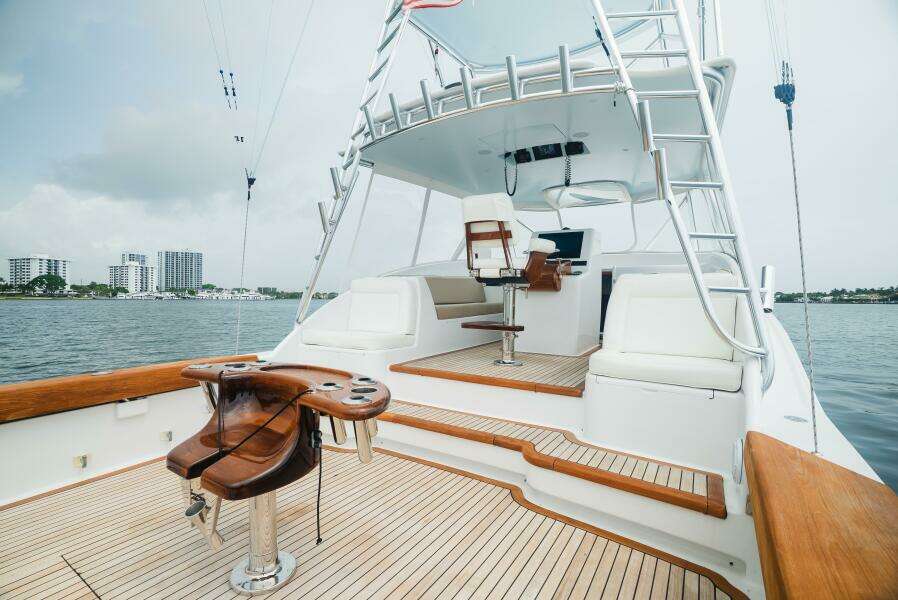 ATTITUDES 42ft Custom Carolina Yacht For Sale
