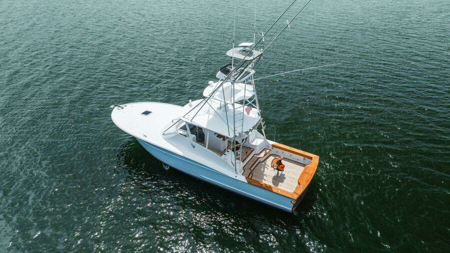 ATTITUDES 42ft Custom Carolina Yacht For Sale