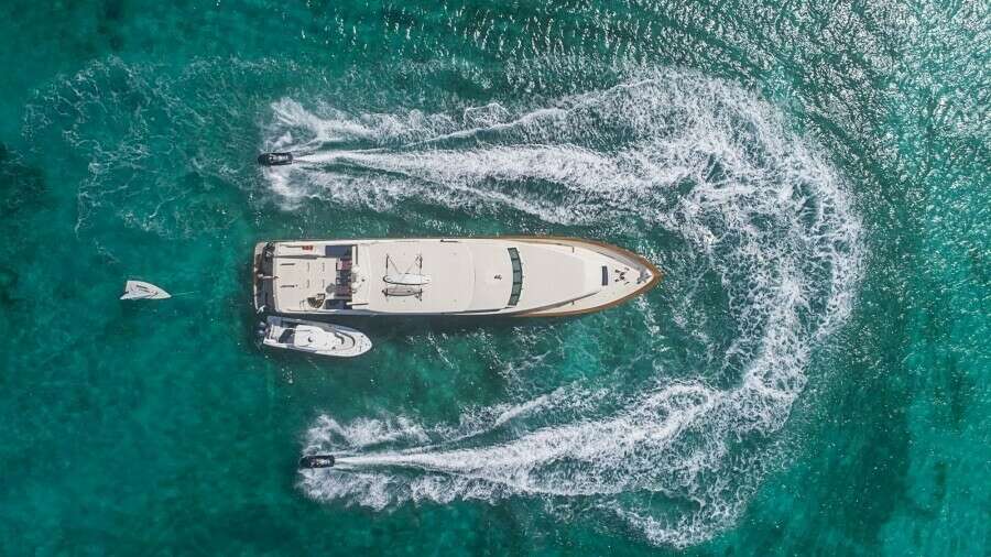 TRUE NORTH 118ft Broward Yacht For Sale